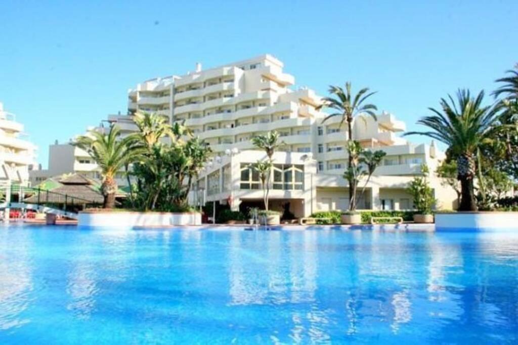 Sol Apartment - C&G Benal Beach Benalmádena Eksteriør bilde