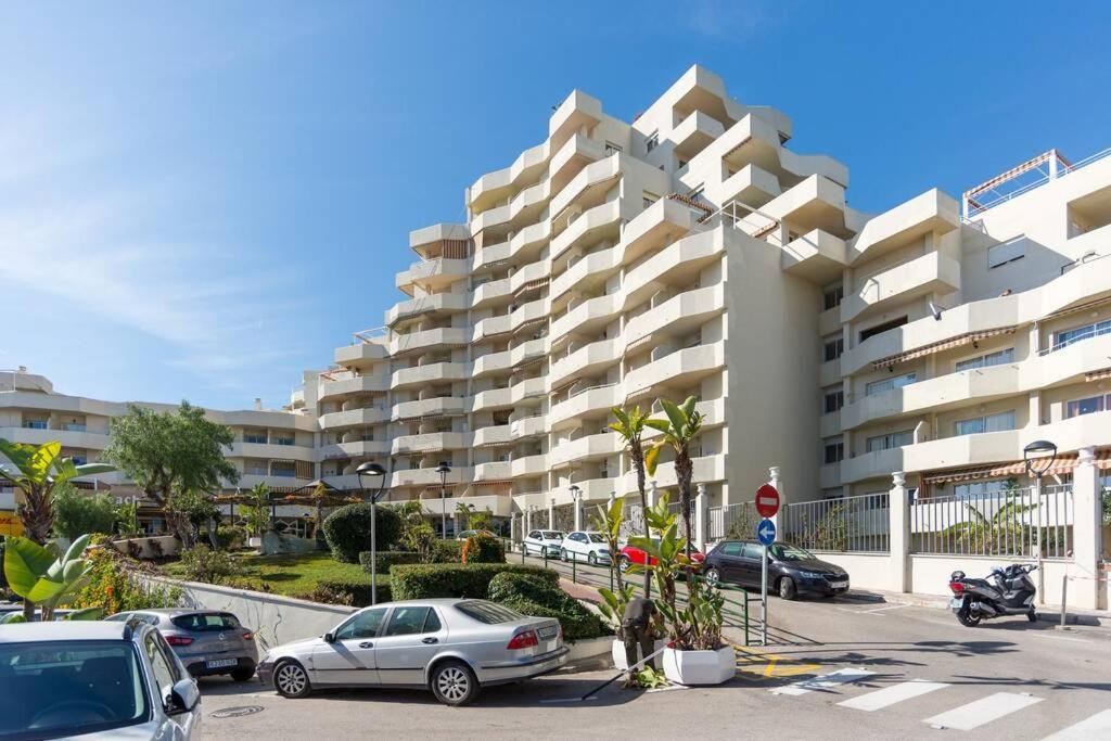 Sol Apartment - C&G Benal Beach Benalmádena Eksteriør bilde