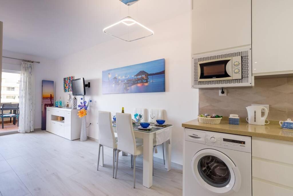 Sol Apartment - C&G Benal Beach Benalmádena Eksteriør bilde